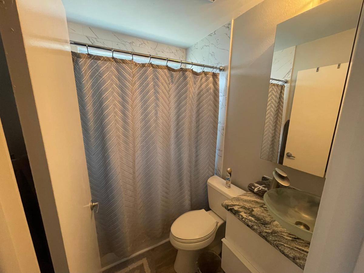 Cozy 3 Bedroom Home Close To Everything In Tampa! Ngoại thất bức ảnh