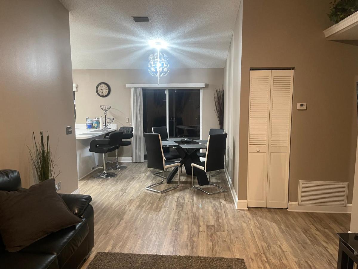 Cozy 3 Bedroom Home Close To Everything In Tampa! Ngoại thất bức ảnh