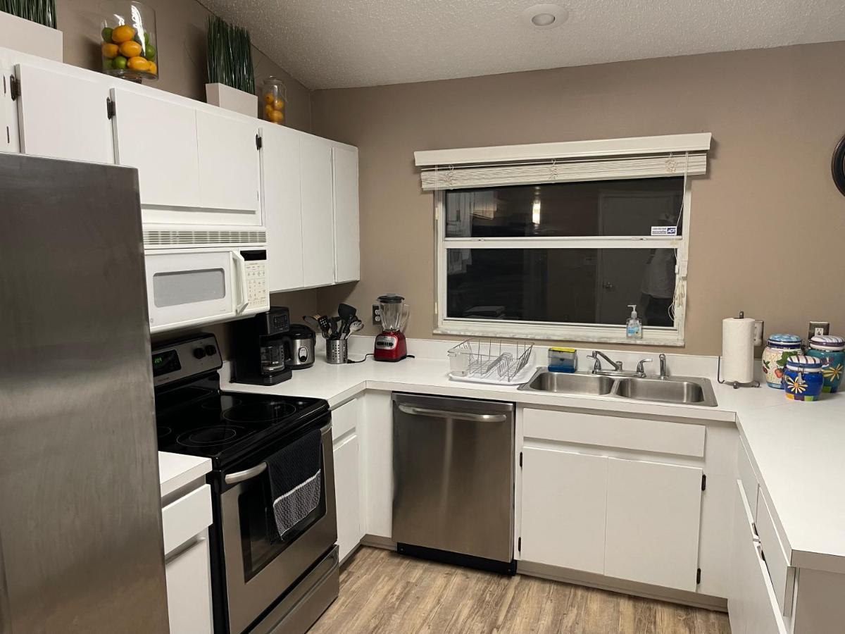 Cozy 3 Bedroom Home Close To Everything In Tampa! Ngoại thất bức ảnh